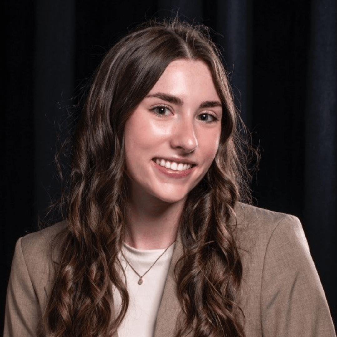Alaina Yanak