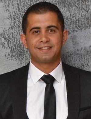 Al Issa headshot