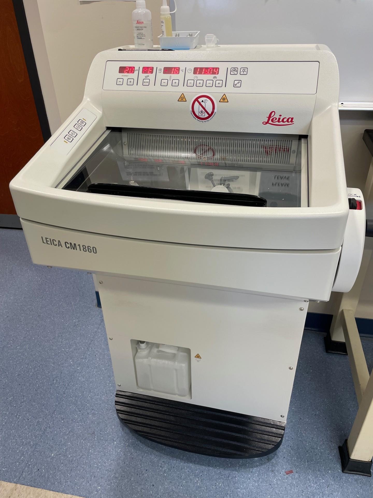 CM 1860 microtome machine