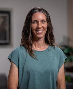 Karie Cook Headshot Photo