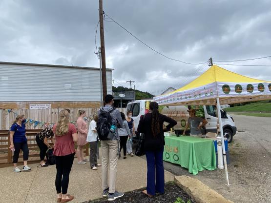 Veggie Van representative speaks to RUSP students