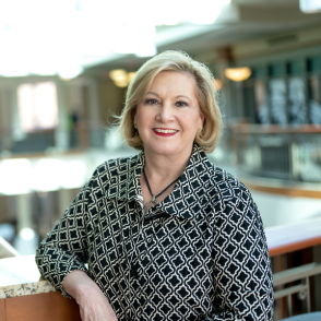 Image of Dr. Lori Stewart Gonzalez