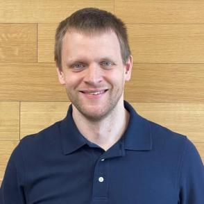 Dr. Michael Koop