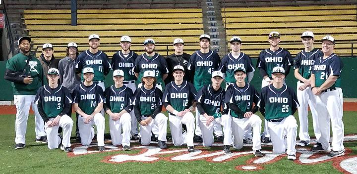 Mens baseball team photo